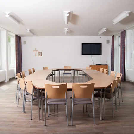 Haus Mariengrund Otel 3*